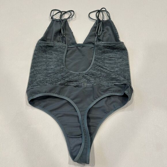 Out From Under Urban Outfitters Blue Textured Bodysuit Women’s Small - Picture 2 of 5